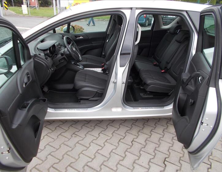 Opel Meriva 16