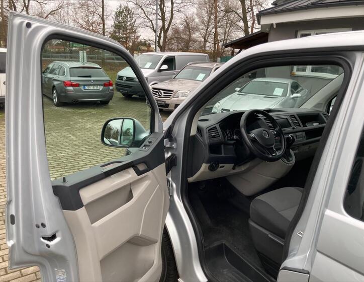 Volkswagen Transporter 13