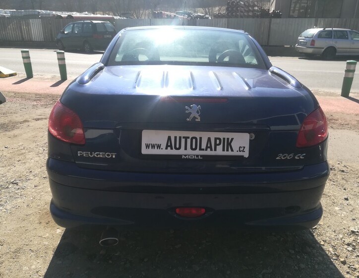 Peugeot 206 11