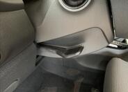 Hyundai i30 26