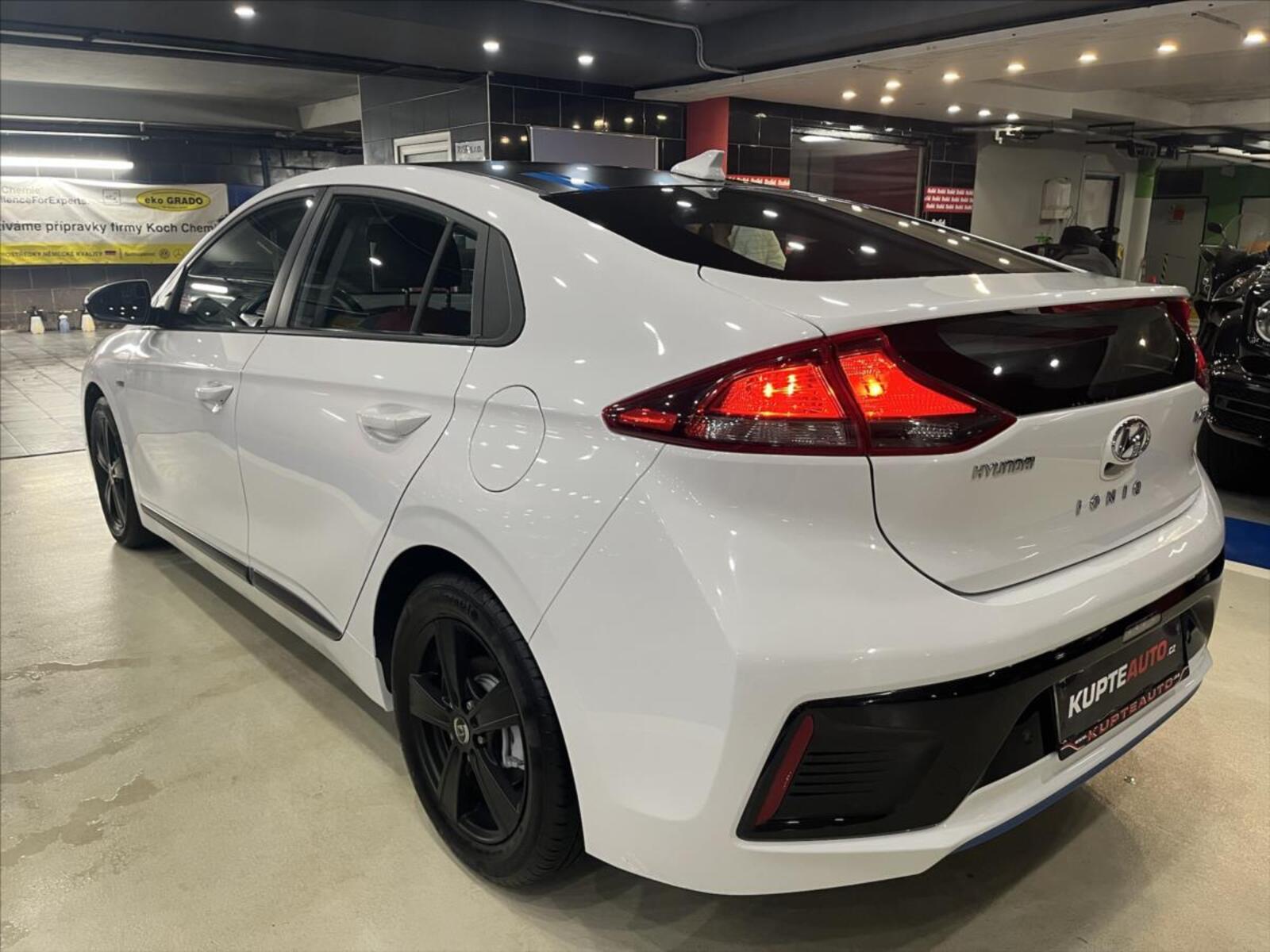 Hyundai IONIQ 2