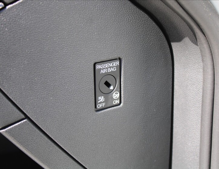 Volkswagen Golf 30
