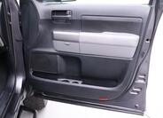 Toyota Tundra 12
