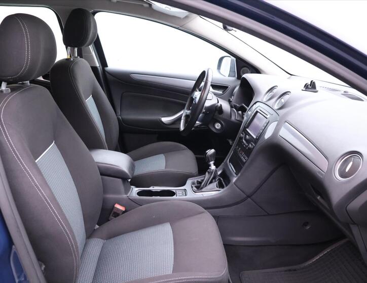 Ford Mondeo 13