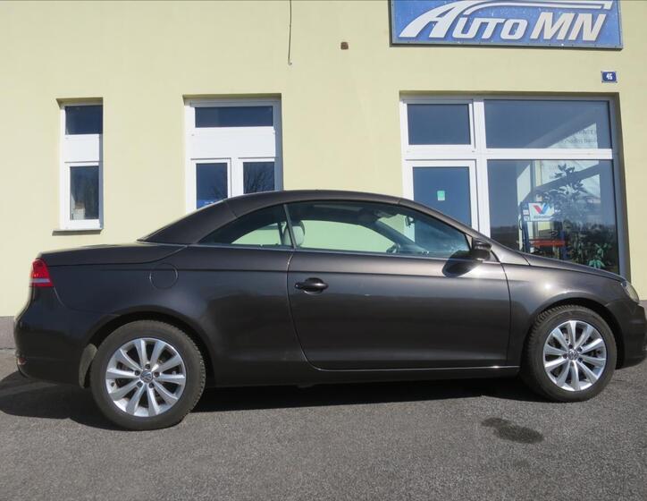 Volkswagen EOS 7