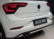Volkswagen Polo 11