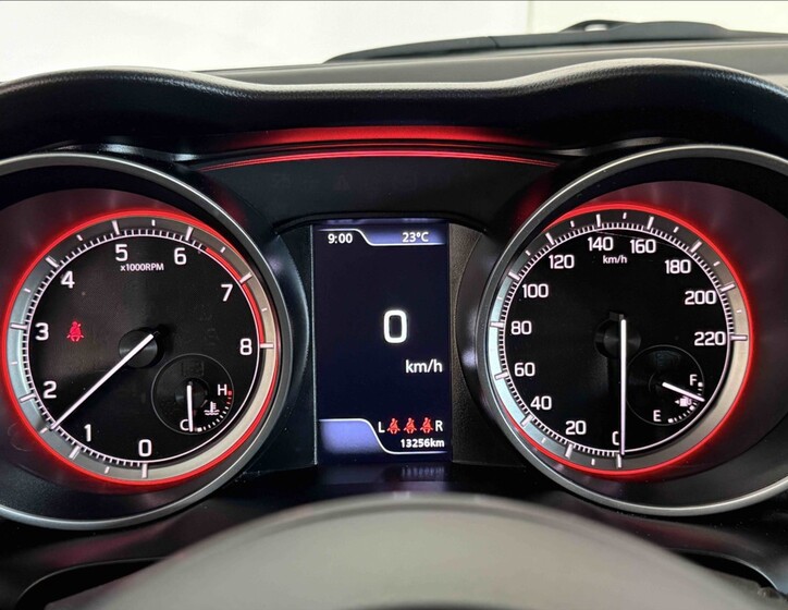 Suzuki Swift 24