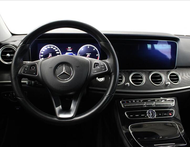 Mercedes-Benz Třídy E 29
