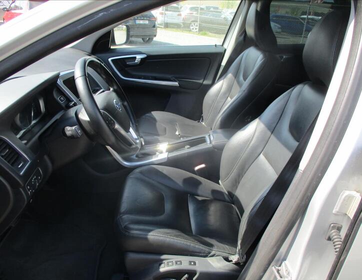 Volvo XC60 7