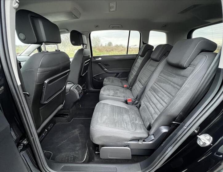 Volkswagen Touran 22