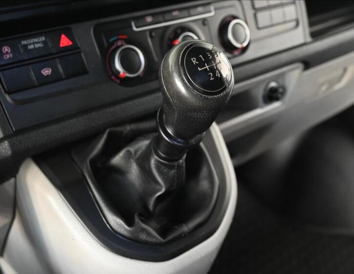 Volkswagen Transporter 20