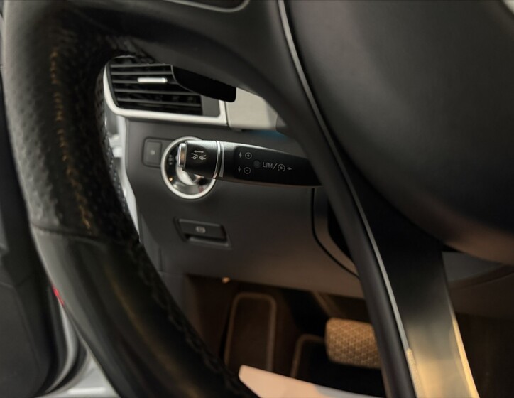 Mercedes-Benz GLE 11