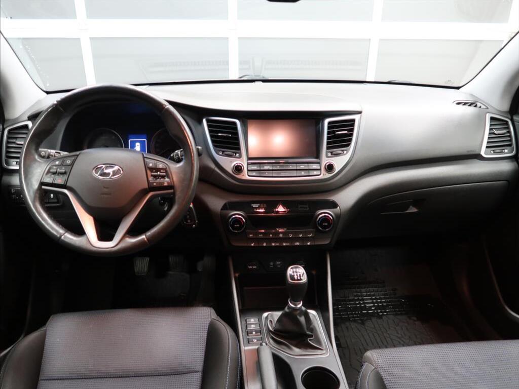 Hyundai Tucson 12