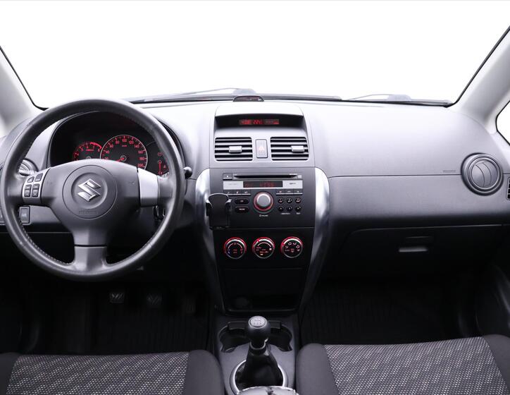 Suzuki SX4 23