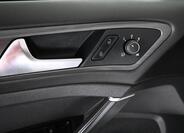 Volkswagen Golf 29