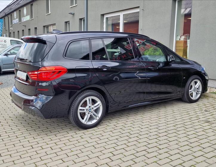 BMW Řada 2 11