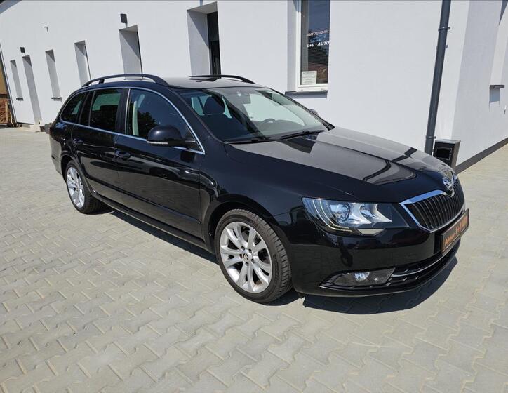 Škoda Superb 4