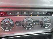 Volkswagen Golf 26