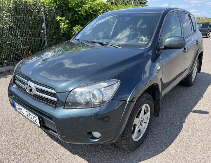 Toyota RAV4 1