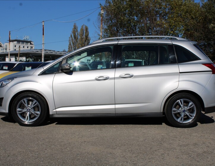 Ford Grand C-MAX 8