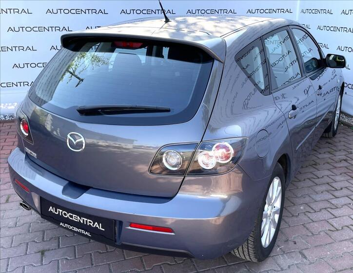 Mazda 3 10