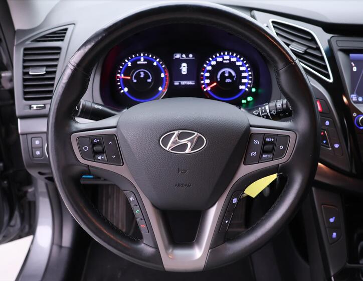 Hyundai i40 20