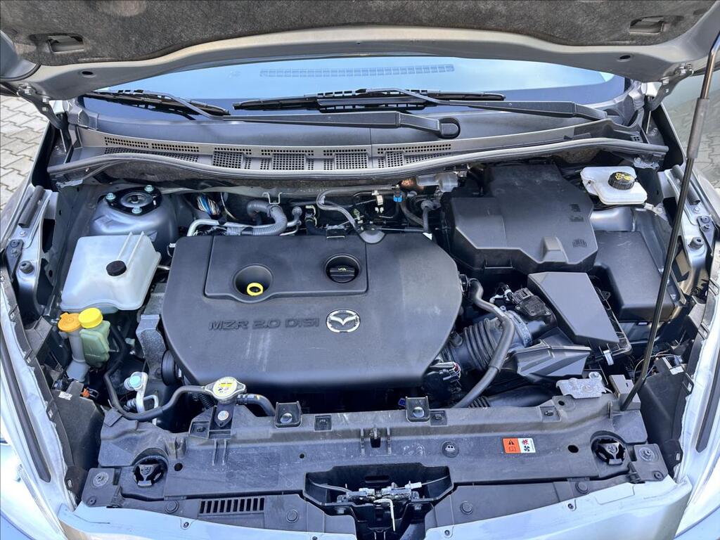 Mazda 5 11