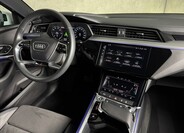 Audi e-tron 21