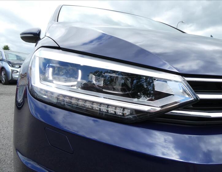 Volkswagen Touran 5