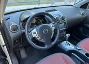 Nissan Qashqai 40