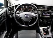 Volkswagen Golf 10