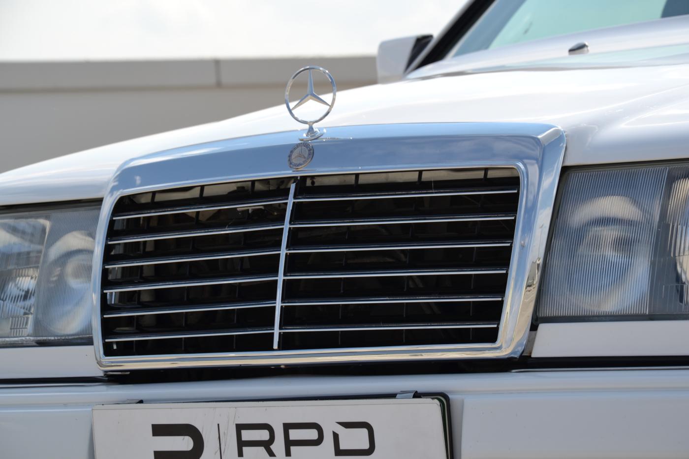 Mercedes-Benz 124
