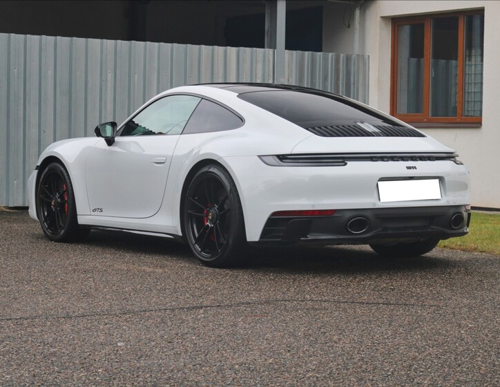 Porsche 911 8