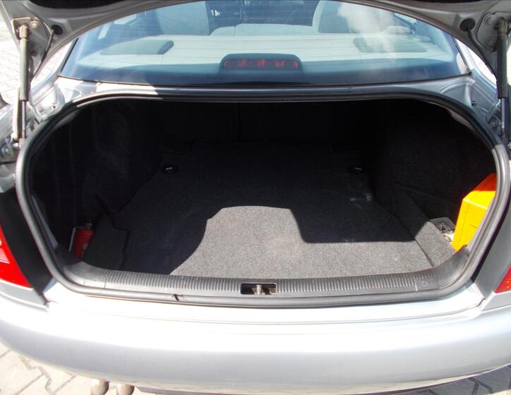 Audi A4 11