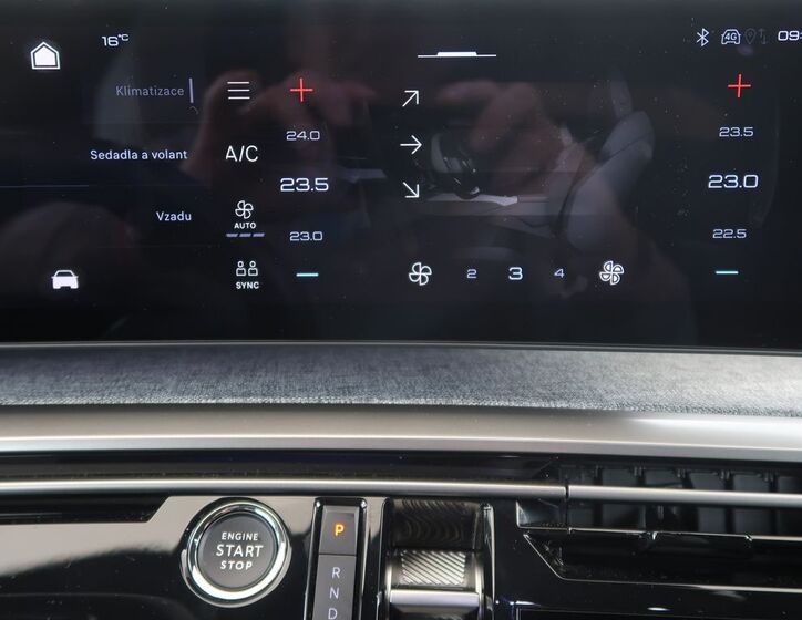 Peugeot 5008 24
