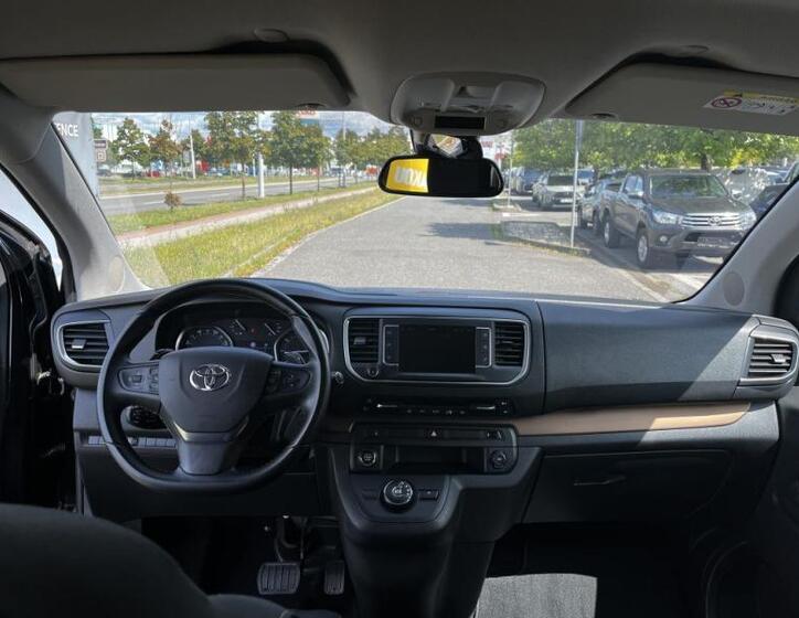 Toyota ProAce Verso 15