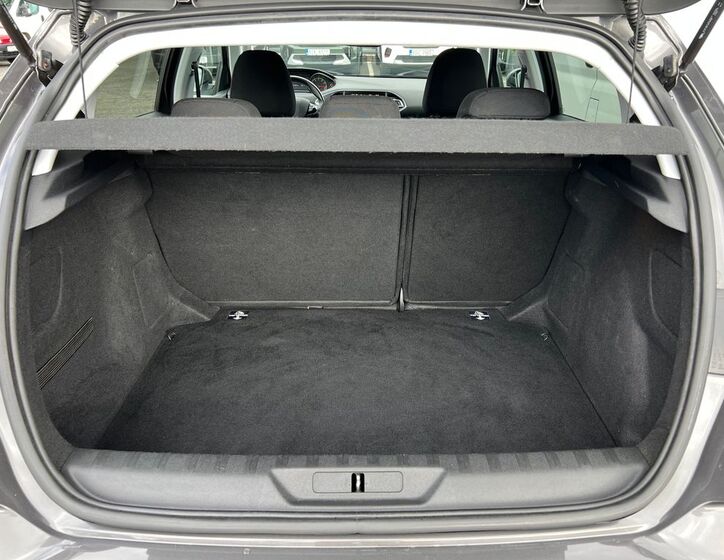 Peugeot 308 6