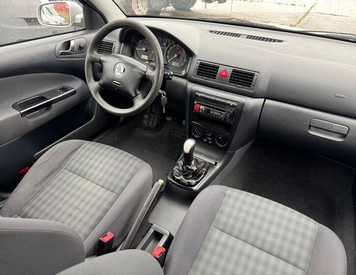 Škoda Octavia 10