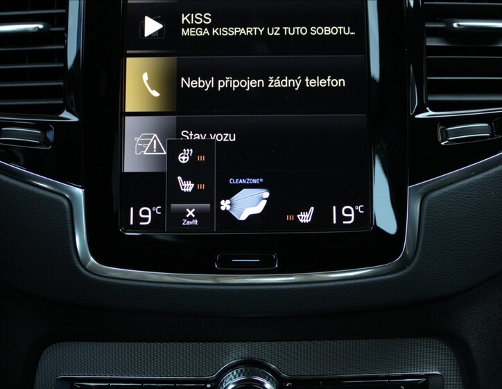 Volvo XC90 15