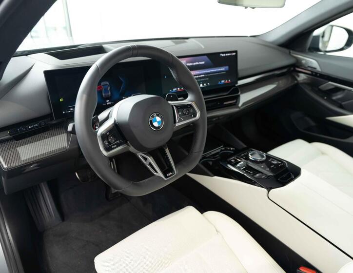 BMW Řada 5 11
