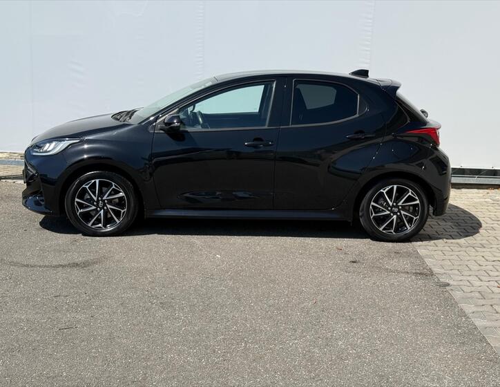 Toyota Yaris 7