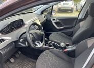 Peugeot 2008 6
