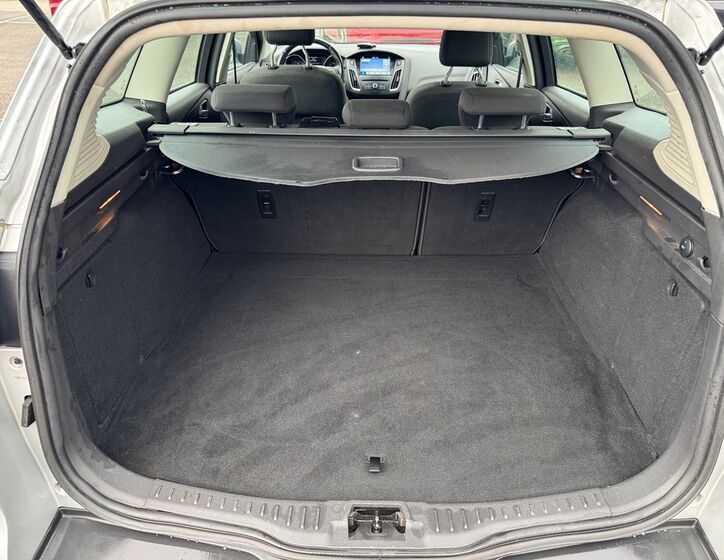 Ford Focus 12