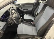 Hyundai i20 15
