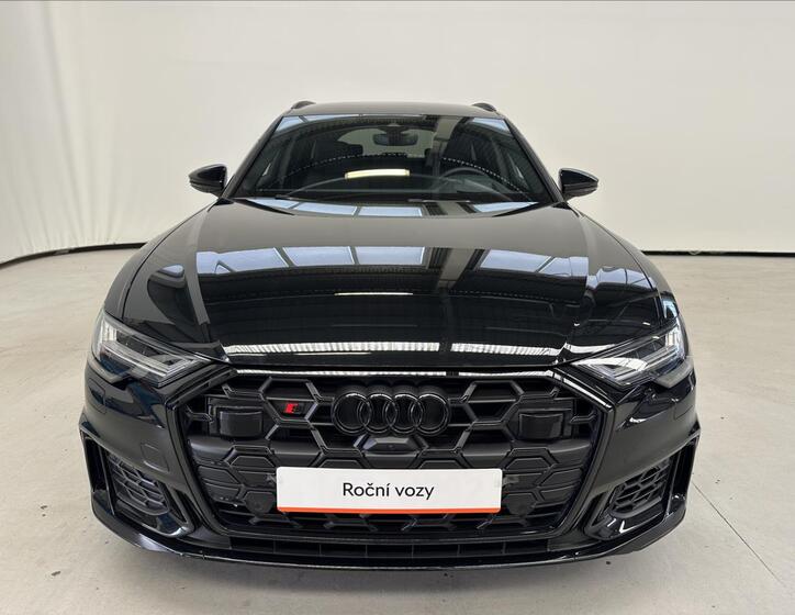 Audi S6 4