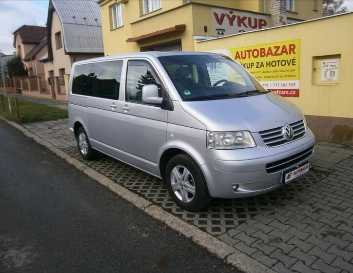 Volkswagen Multivan 1