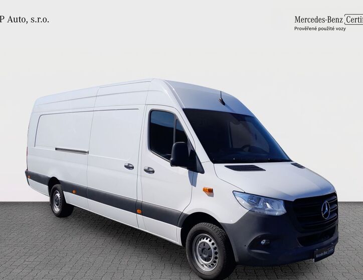 Mercedes-Benz Sprinter 7