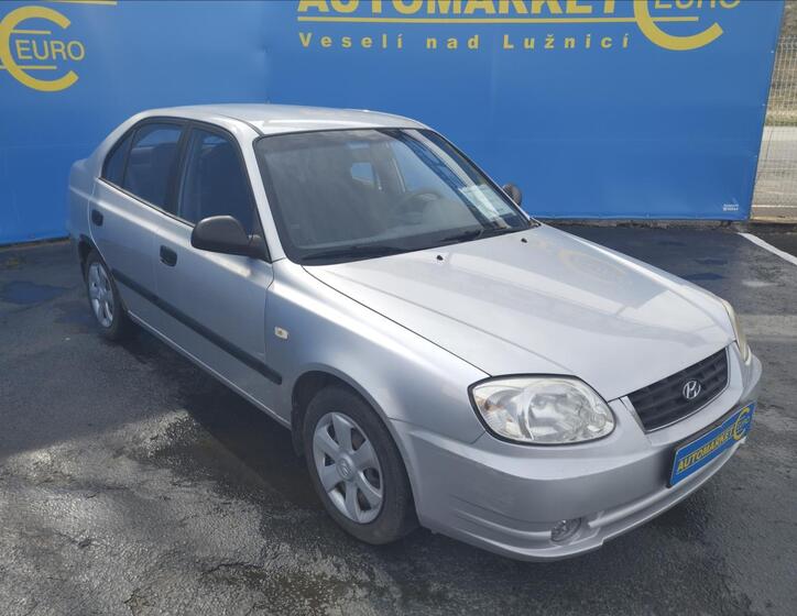 Hyundai Accent 3