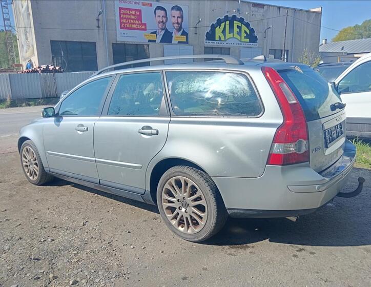 Volvo V50 9