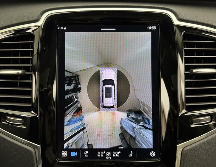 Volvo XC90 23